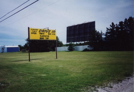 Cinema 2 Drive-In Theatre - Marquee - Photo From Cinema Tour (newer photo)